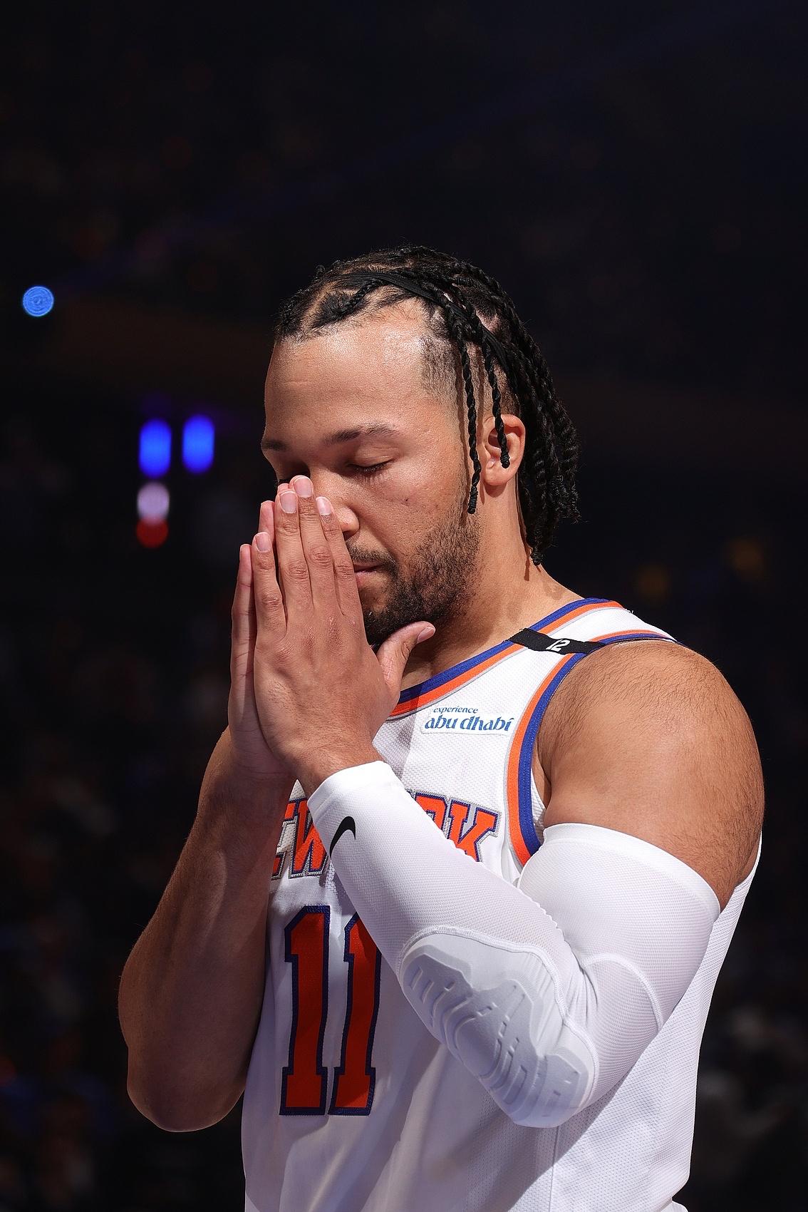 尼克斯轻取篮网,西亚卡姆刷新纪录 尼克斯轻取篮网,西亚卡姆刷新纪录